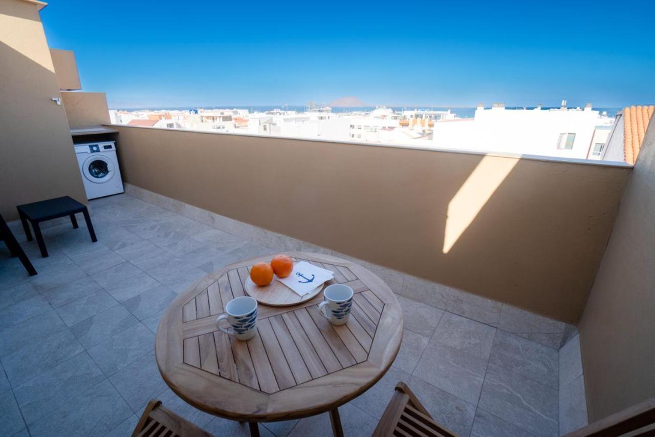 Precioso Atico Con Vistas Al Mar Parking Gratuito Apartment Corralejo Luaran gambar